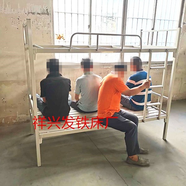 龍骨鐵床板